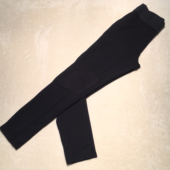 Zara Pants - Zara Basic Collection Black Leggings Size XL
